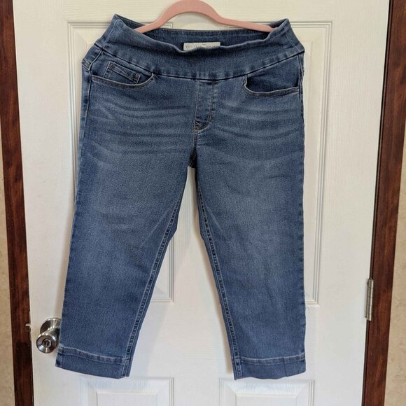 EST. 1948 Denim Size 6 Hi-Rise Capris Pull-On Pants - Picture 1 of 2